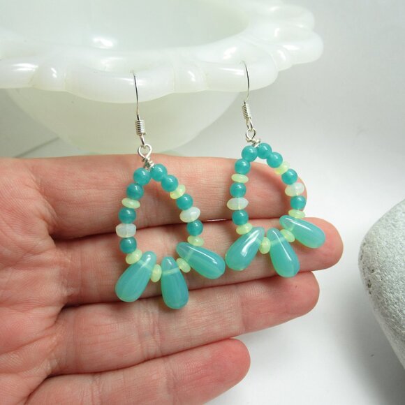 Uranium glass triple teardrop earrings - Picture 9 of 13